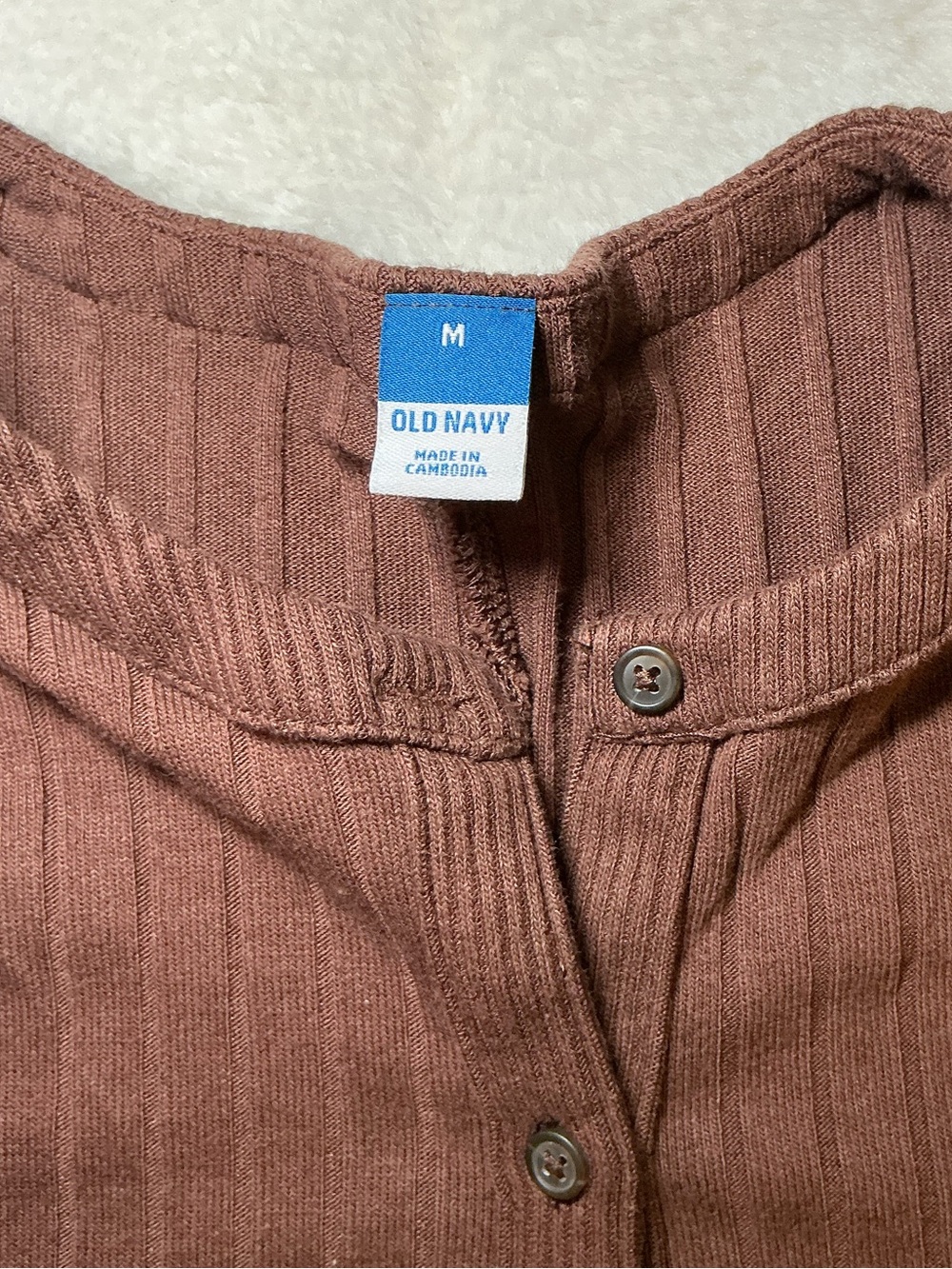 Old Navy Brown Ribbed Button-Up Top - Picture 4 of 5